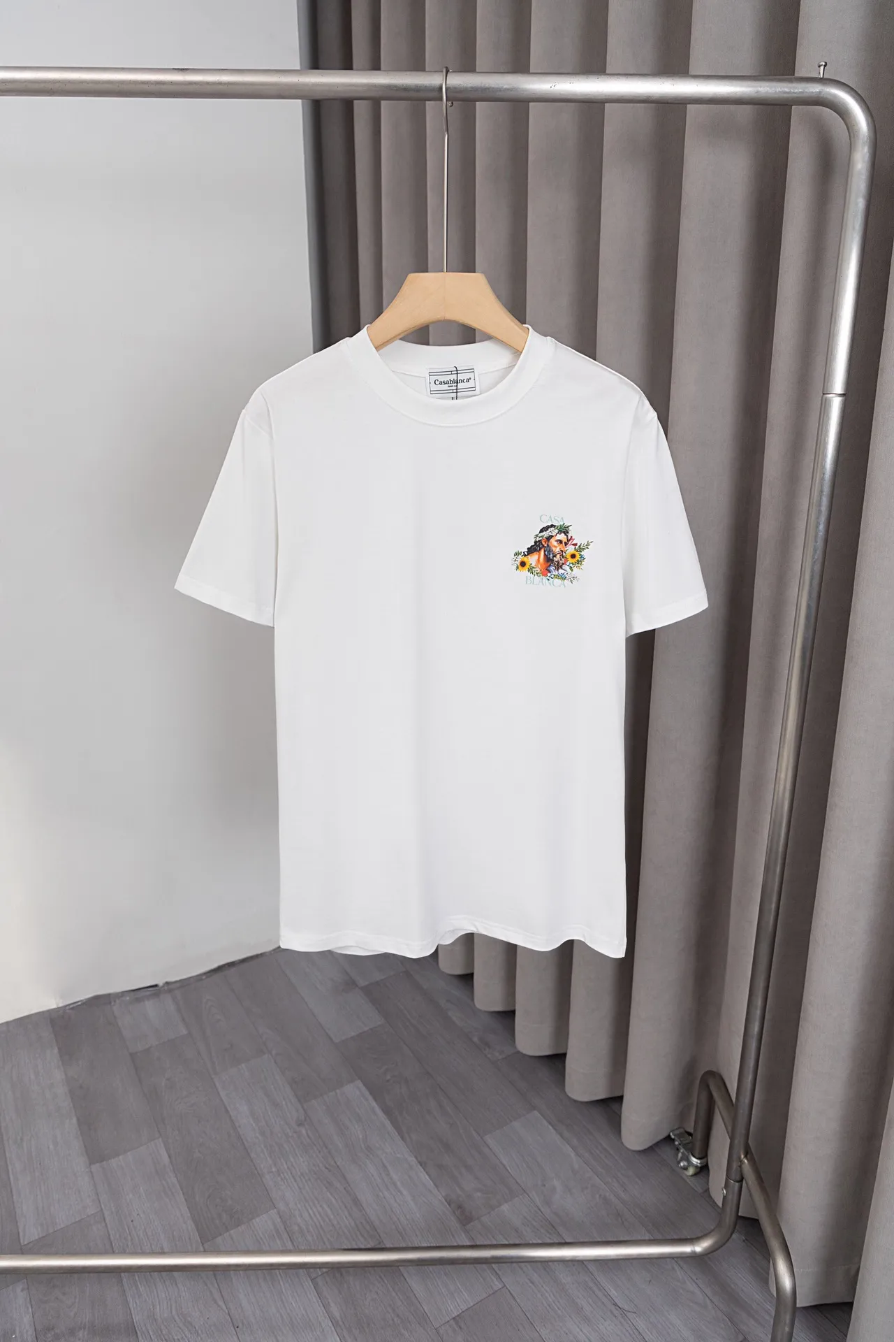 X 039 《𝙉𝙚𝙬♈️Casablanca》 25ss New Arrival T ， +logo ， logo Classic ， Versatile Same Style 。 ：Black，White Size：S～XXL